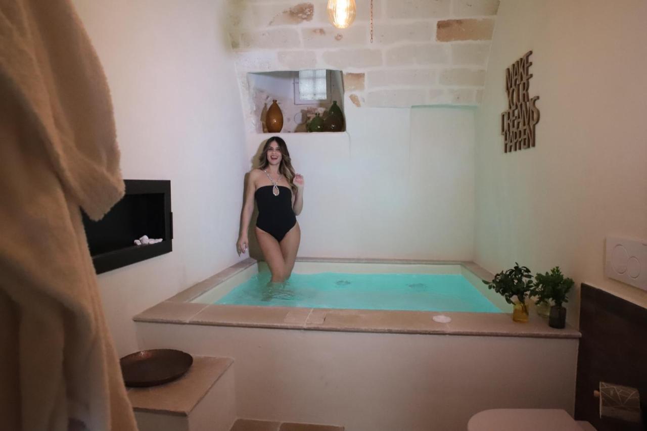 Camilla Luxury Suite Остуни Экстерьер фото